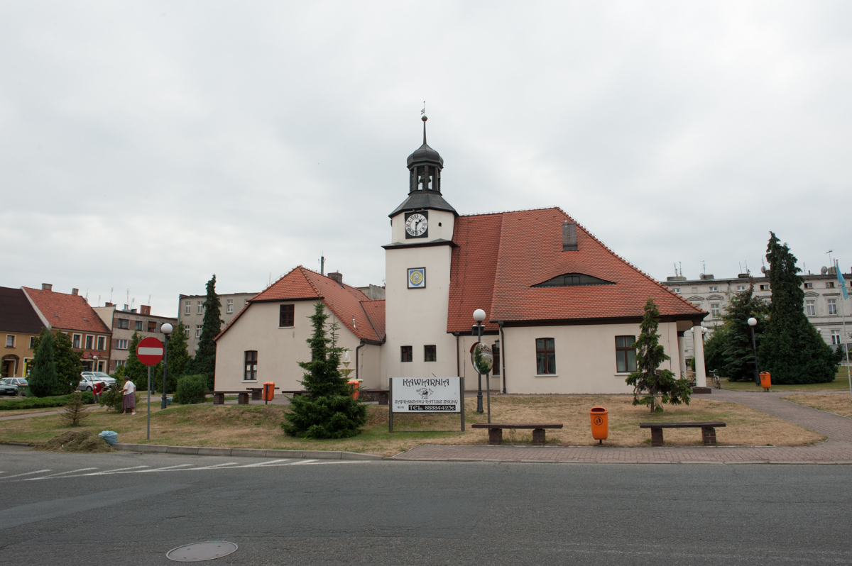 Ratusz w Zdunach