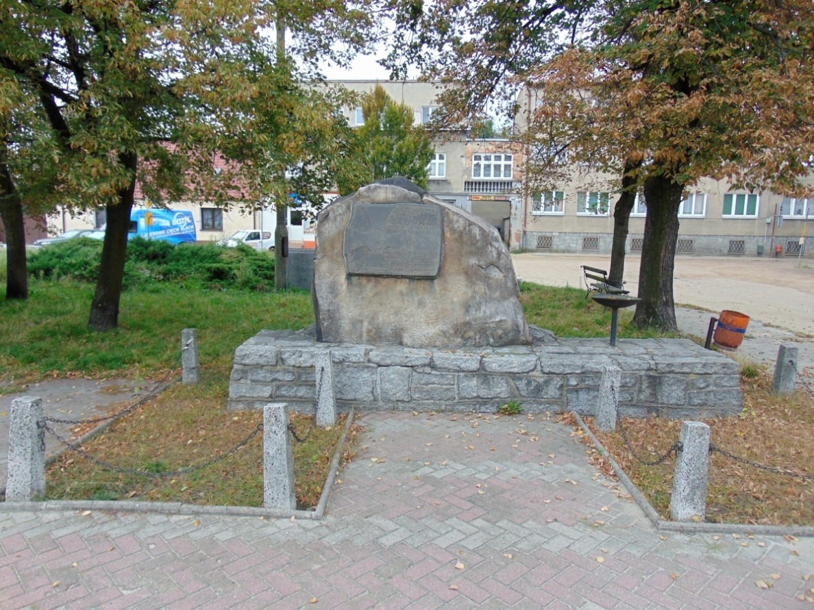 Pomnik ku czci żołnierzy 70 pułku piechoty w Pleszewie