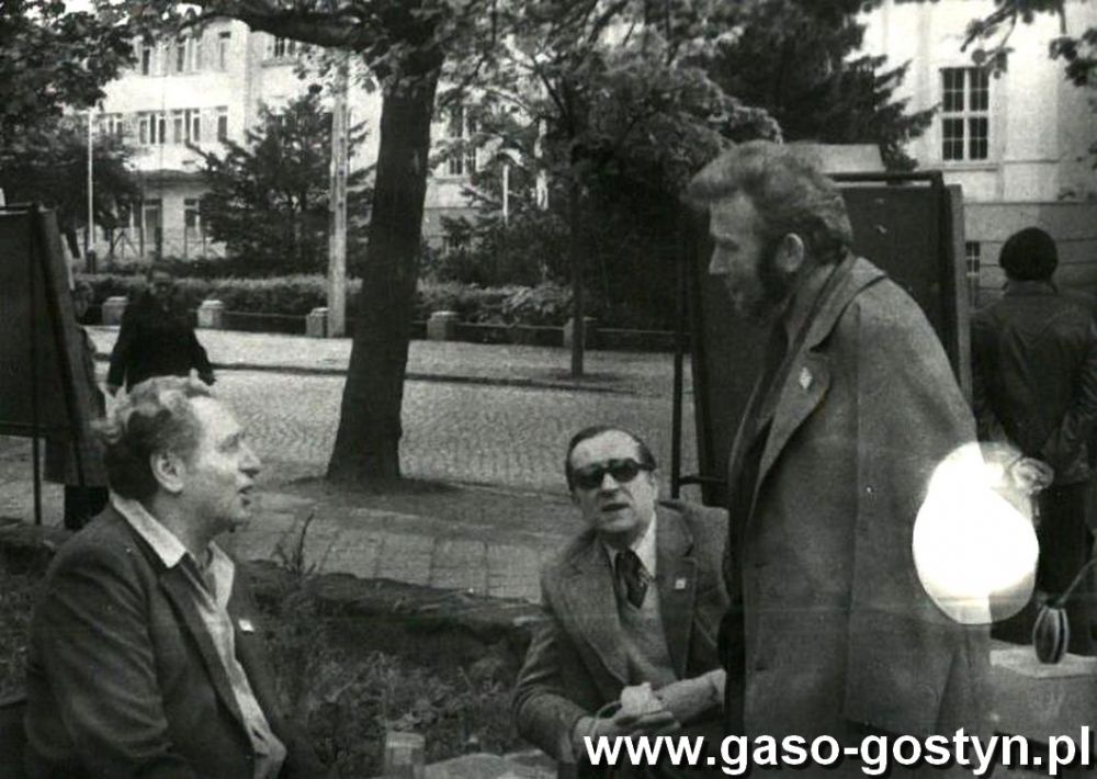 Stanislaw Goszczurny (w środku)