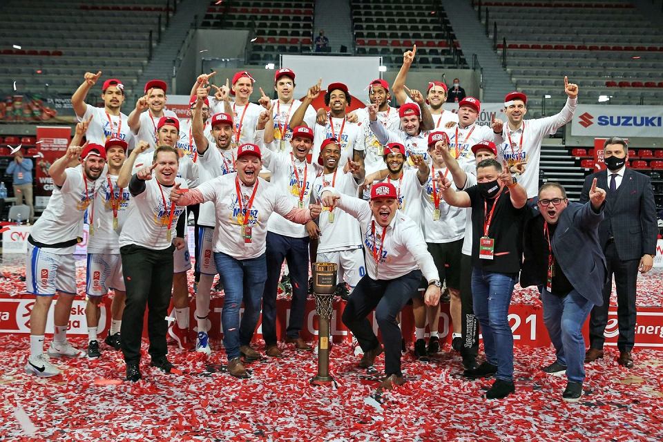 BM Slam Stal Ostrów Wlkp. mistrzem Polski w koszykówce 2021