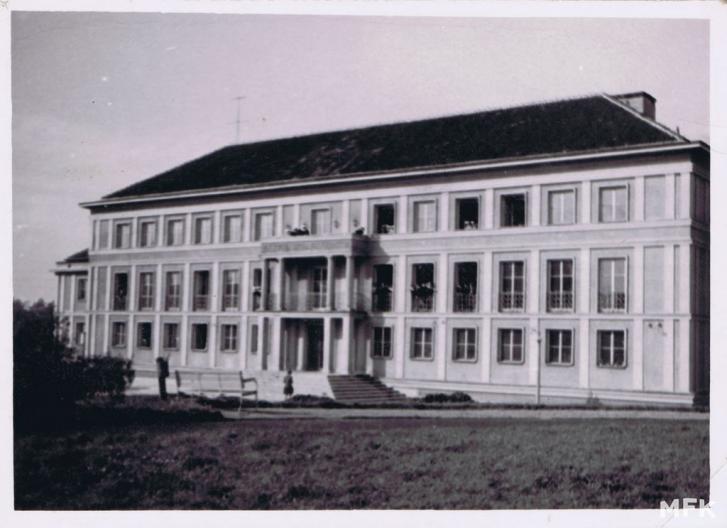 Gmach szkoły pielęgniarskiej w Kaliszu
