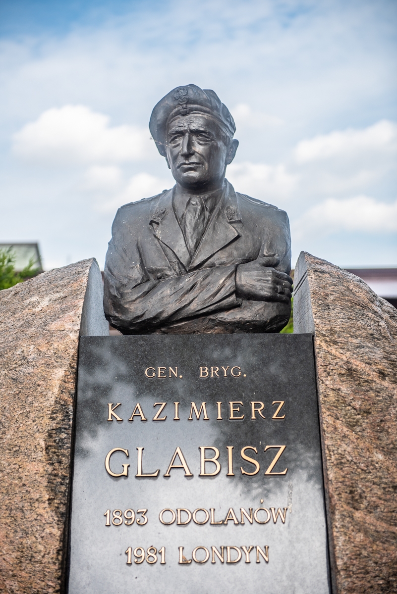 Pomnik gen. Kazimierza Glabisza