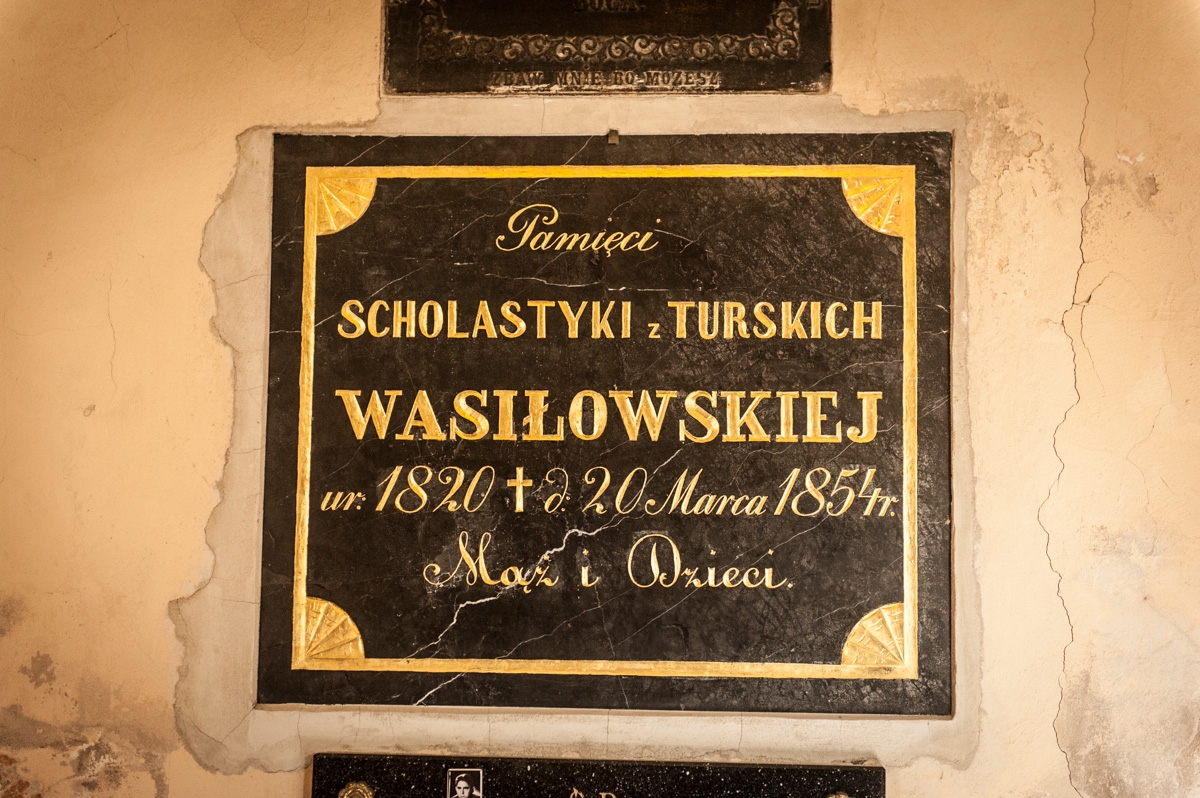 Epitafium Scholastyka Wasiłowskiej w kościele pobernardyńskim w Kaliszu