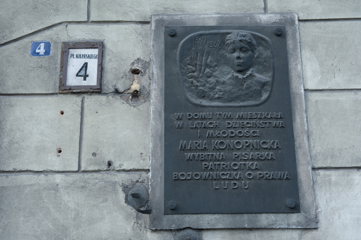 Tablica pamiatkowa na pałacu Puchalskich w Kaliszu
