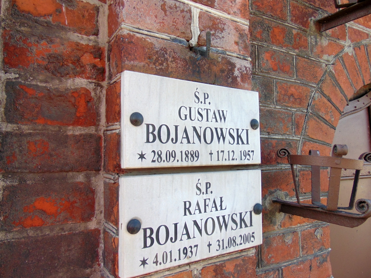 Grobowiec rodziny Bojanowskich na Starym Cmentarzu w Ostrowie Wielkopolskim