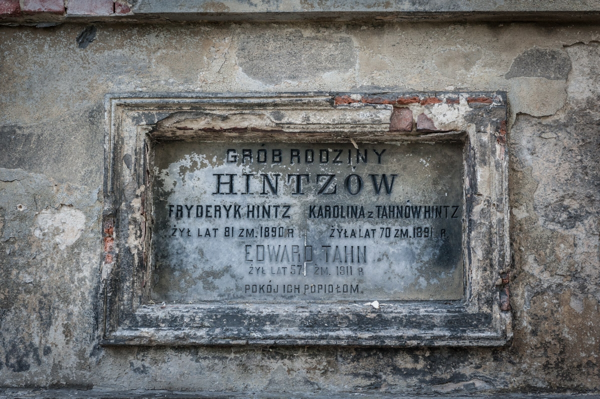 Tablica nagrobna Hintzów na cmentarzu ewangelickim w Kaliszu