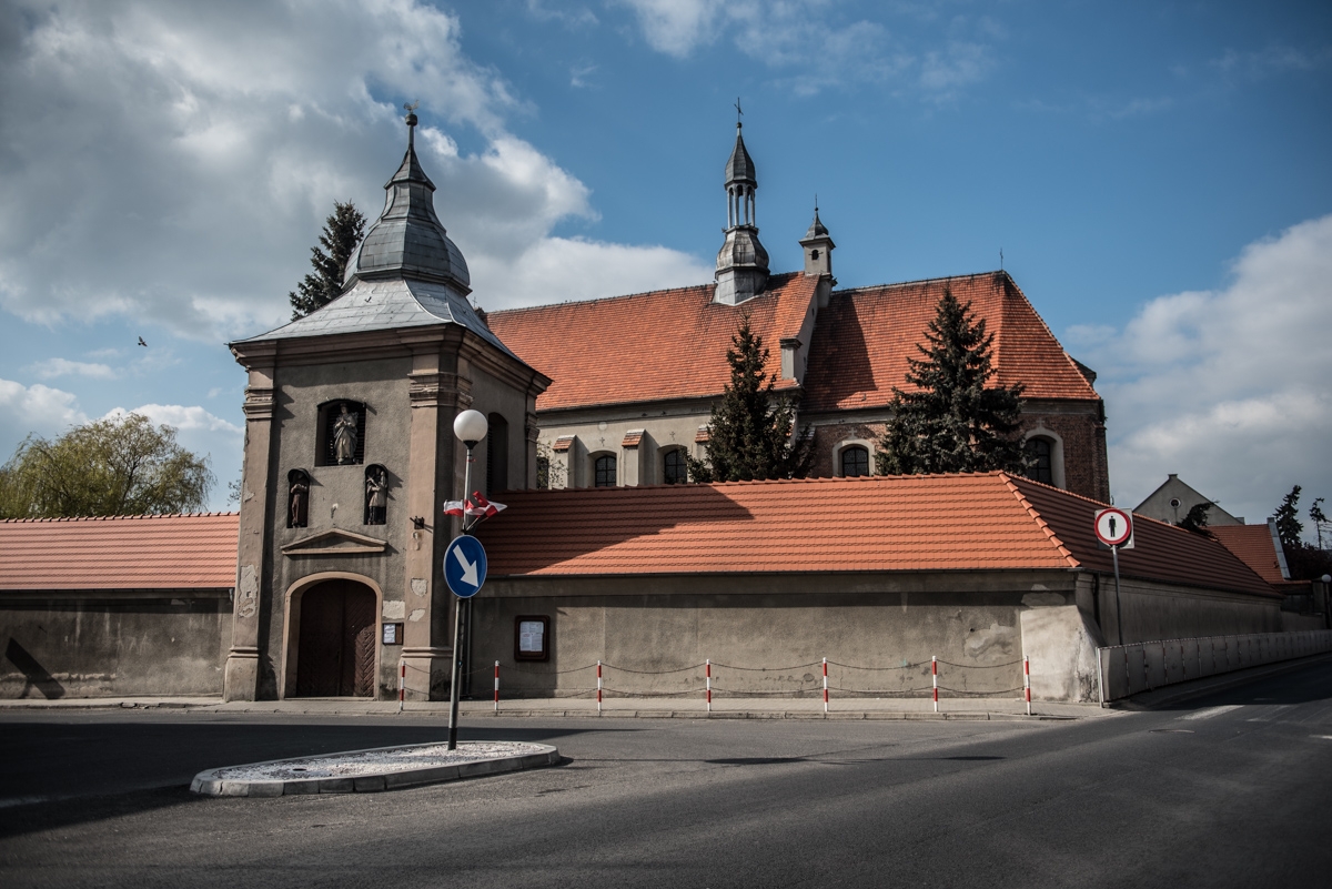 Zabudowania kościoła i klasztoru pofranciszkańskiego w Koźminie