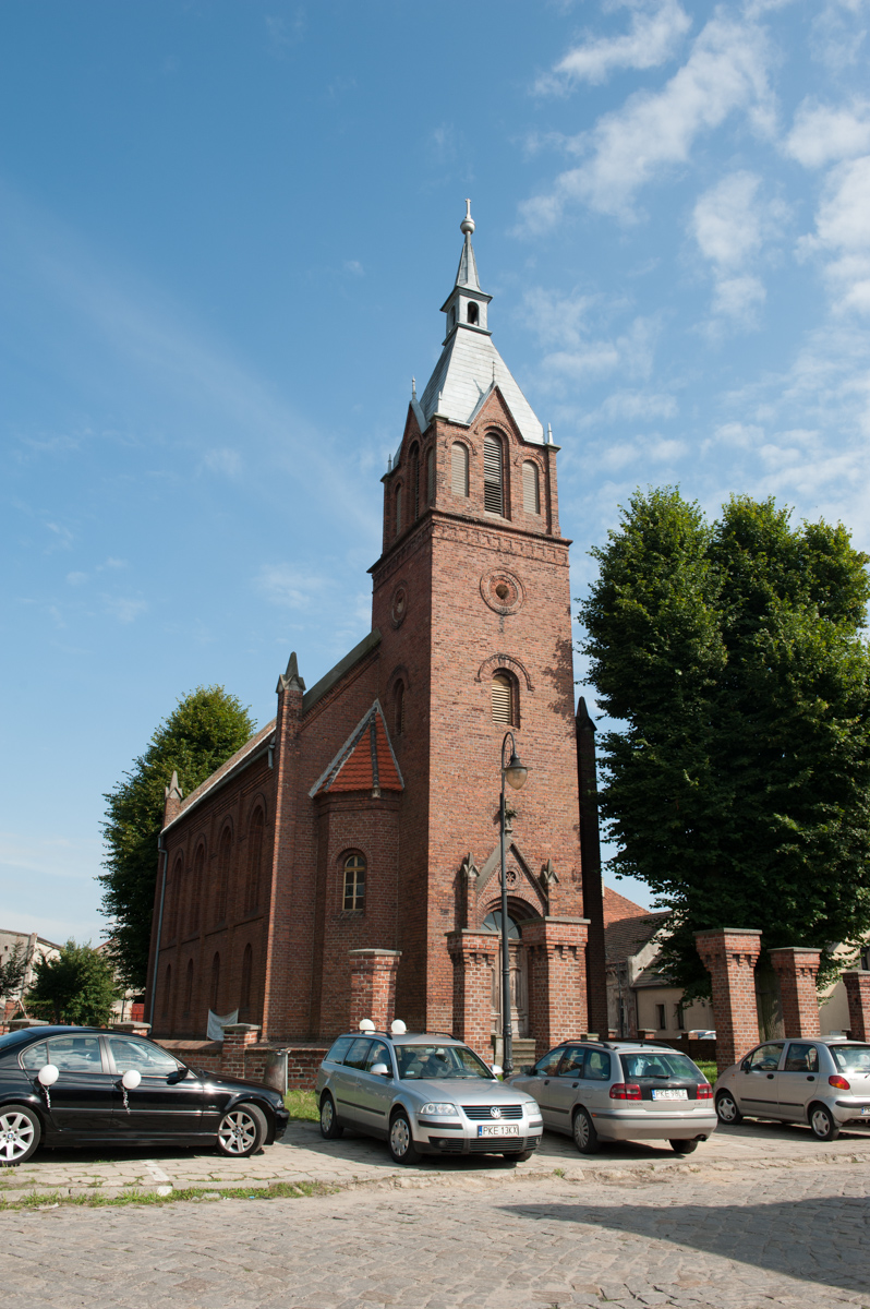 Kościół ewangelicki św. Jana Ewangelisty w Bralinie