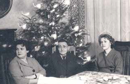 Jan Majerowicz (w środku)