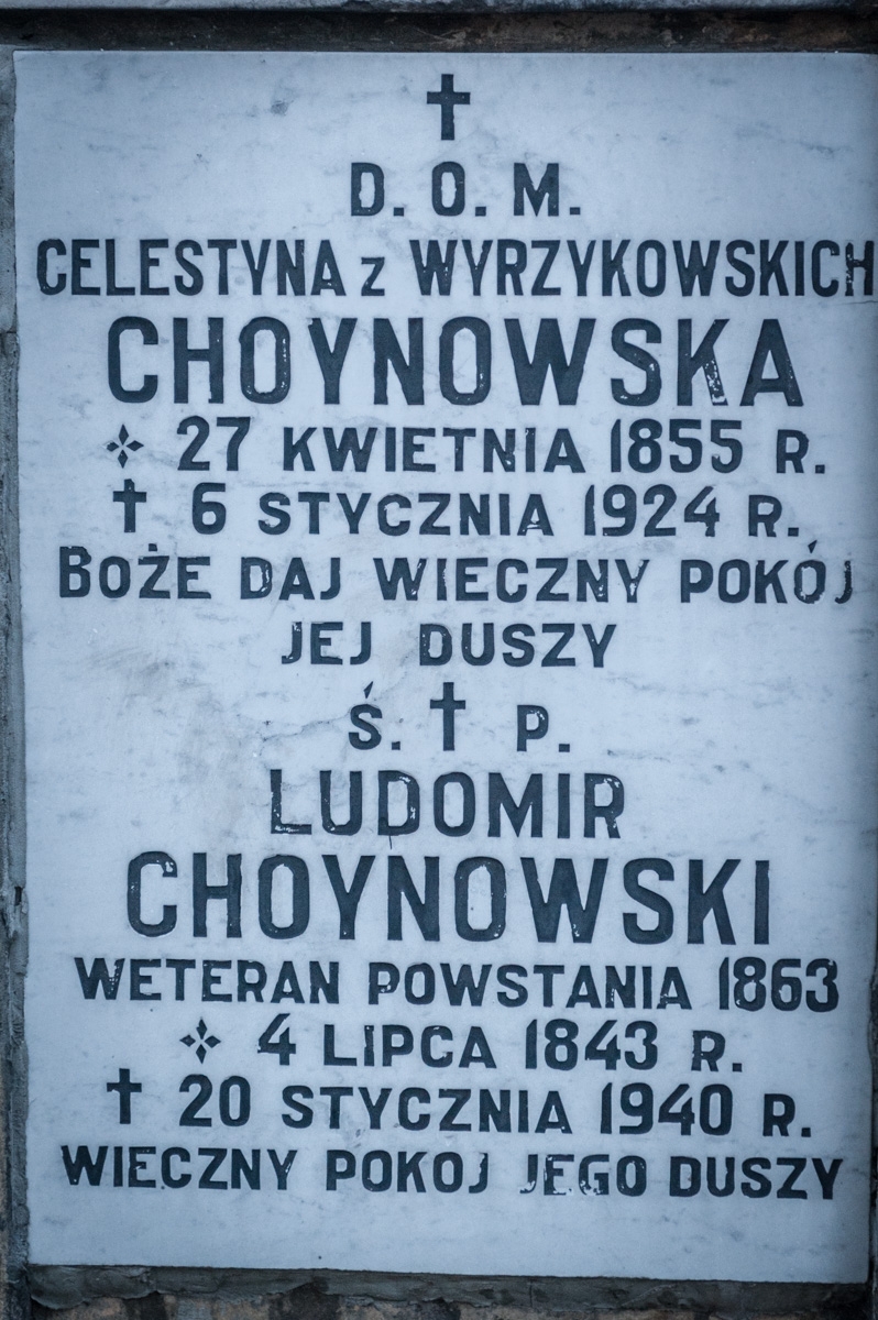 TAblica nagrobna z grobu Ludomira Choynowskiego na cmentarzu Miejskim w Kaliszu