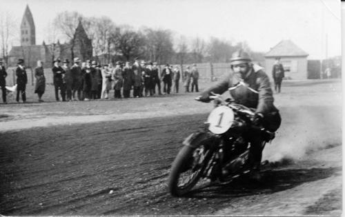 Pierwsze wyścigi motocyklowe w Ostrowie WIelkopolskim