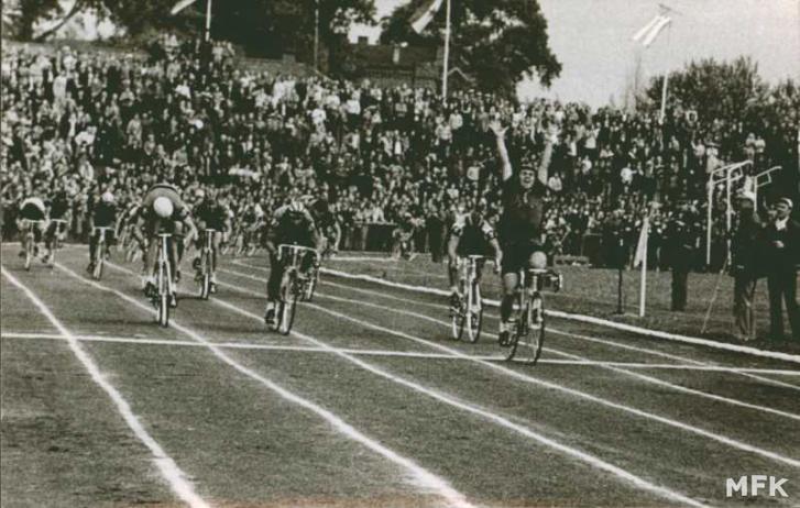 Finisz Lichaczowa na stadione Calisii