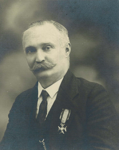  Janusz Wężyk